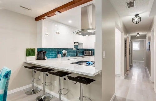 Montgomery House | Pet-Friendly Montgomery Gem: Comfort by the River