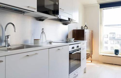 Itainen District Apartment | Stylish 1BR Apartment in Aurinkolahti with Child-Friendly Amenities