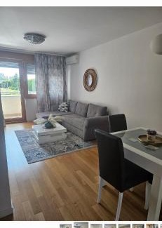 Novi Beograd Apartment | Stylish New Belgrade Apartment with Convenient Parking