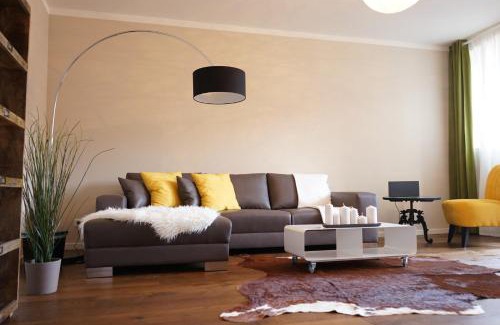 Lend Apartment | Modern New City Apartment - Guest Rated 9.7/10!