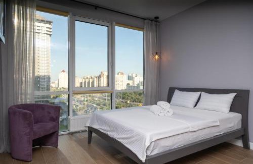 Obolon' Apartment | Stylish Panoramic Apartments at Smartplaza - 4 Star Rating