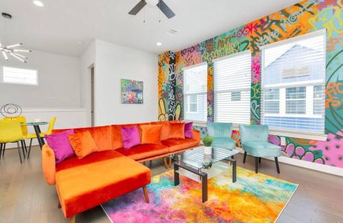 Riverside Terrace House | Stylish Prolific Gem for Creators & Families - Highly Rated