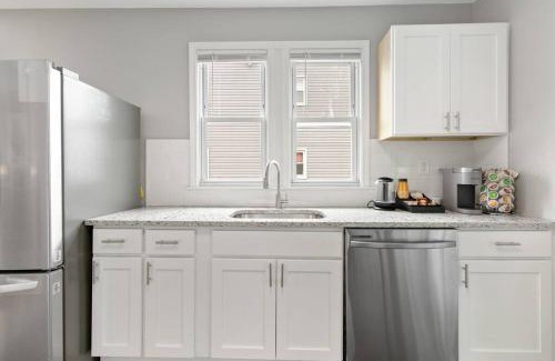 Bristol House | Modern & Cozy 3-Bedroom Retreat, Guest Rated 8.8