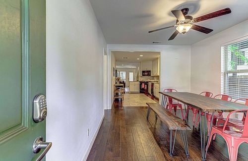 Holly House | Stylish Remodeled 3 BDR w/Studio in East Austin!