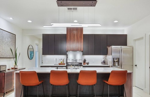 Holly House | Trendy Getaway with Outdoor Oasis in Austin's Heart