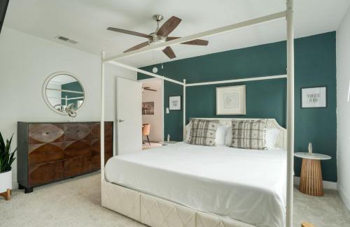 South River City House | Stylish Retreat Shared Pool Yard Near Downtown Fairlawn Lane A by AvantStay