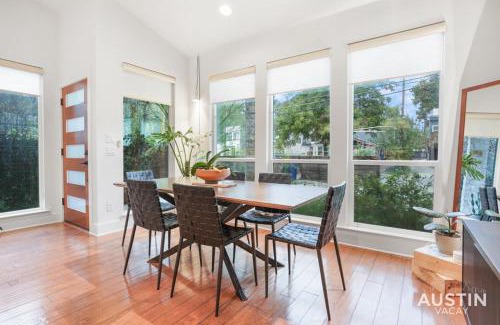 Holly House | Stylish Retreat with Outdoor Oasis in Downtown Austin