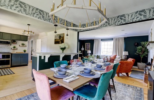 Saugerties House | Indulge in Saugerties: Hot Tub, Theater, Firepit Awaits!