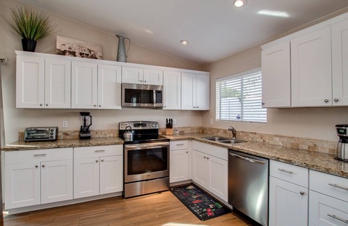 Sunset Ridge House | Modern Family Retreat with Private Pool Near Kierland