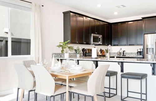 Sparks House | Modern 4BR Home in Reno, Perfect for Family Getaways