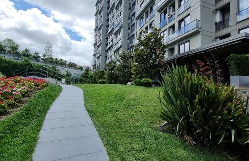 Esenyurt Apartment | Guest Rated 10/10: Stylish 2-Bedroom Apartment in Istanbul