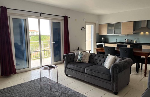 Santa Maria Apartment | Stylish Apartment with Pool & Spa, Steps to the Beach