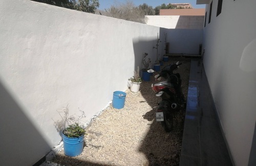 Ghazoua Apartment | Modern Apartment with Breakfast & Pet-Friendly Amenities