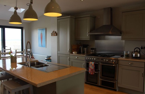 Salcombe House | Stylish Salcombe Family Retreat with Scenic Estuary Views