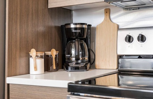 Oak Cliff Apartment | Stylish & Spacious Stay in the Heart of Dallas
