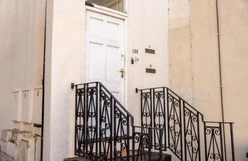 Gloucester Apartment | Stylish Stay Steps from Lively Docks