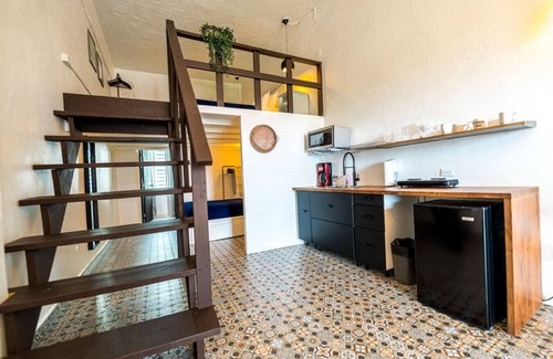 Puerta de Tierra Apartment | Stylish Stay with Patio Near Beach and Forts