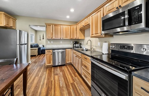 Cascade Apartment | Stylish Stay with Pellet Stove Near Downtown Cascade