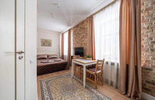 Grizinkalns Apartment | Cozy Loft at Melehin's Place with Breakfast Included