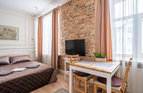 Grizinkalns Apartment | Cozy Loft at Melehin's Place with Breakfast Included