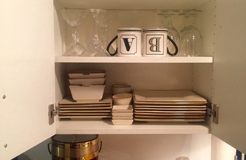 East Harlem Apartment | Stylish Studio Retreat with Breakfast & Pet-Friendly Amenities