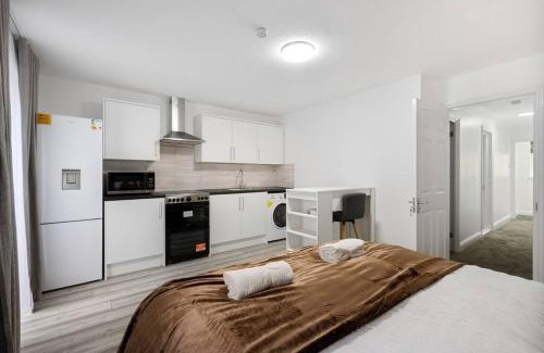 Hale Apartment | Stylish Studio Room in Mill Hill - Guest Rated 9.1/10