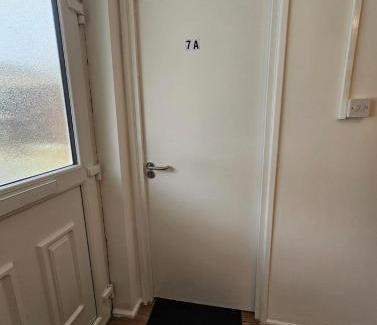 Stevenage Apartment | Stylish Studio in Stevenage - Rated 8.6 by Guests