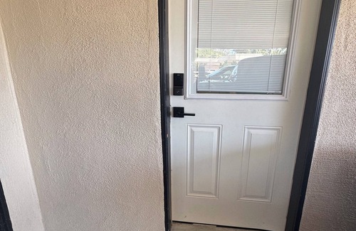 Ladera Heights House | Stylish suite near beach & LAX—private entry, vibrant decor, cozy comfort.