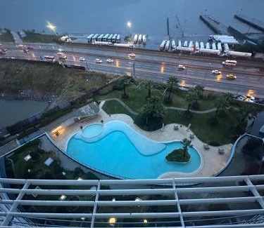 Zeytinburnu Apartment | Stylish Suite with Great View