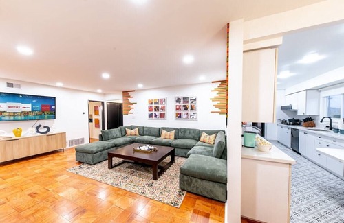 Monterey Park House | Experience Retro Sunrise Pool Home with Ocean View & Spa