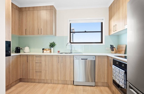 North Batemans Bay Apartment | Inviting Tri-Level Townhouse with Breathtaking Water Views