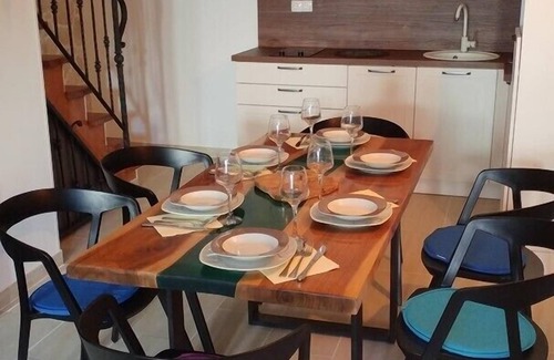 Cove Rogacic Apartment | Stylish Two Bedroom Apartment Tia with Pool & Spa in Vis