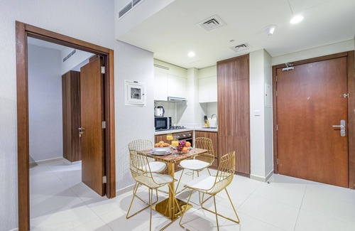 Downtown Dubai Apartment | Modern Two-Bedroom Escape in Business Bay with Burj Views