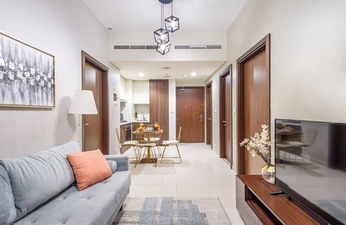 Downtown Dubai Apartment | Modern Two-Bedroom Escape in Business Bay with Burj Views