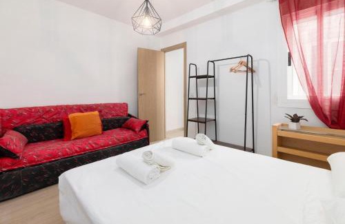 Burriana Apartment | Stylish Two-Bedroom Flat in Burriana