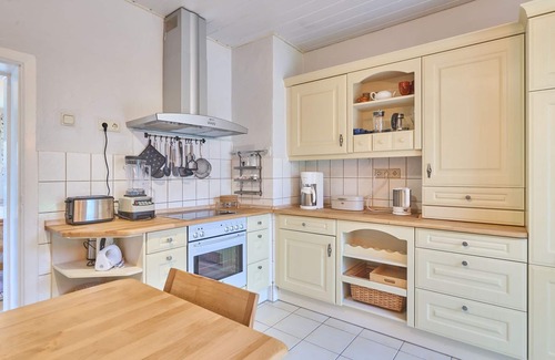 Muritz Apartment | Stylish Vacation Home with Ocean View by the Müritz