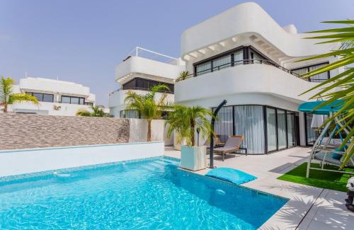 San Fulgencio Villa | Trendy Villa 2018 with Pool and Oceanfront Views