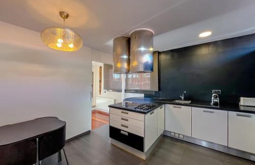 Caldes d'Estrac Villa | Stylish villa with saltwater pool