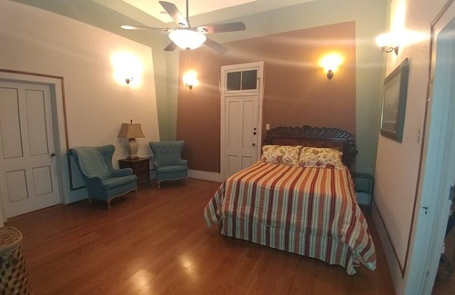 Wamego Apartment | Stylish Wamego condo!