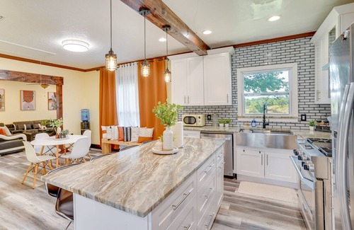 Lake Wales House | Trendy Waterfront Retreat in Lake Wales with Family Amenities