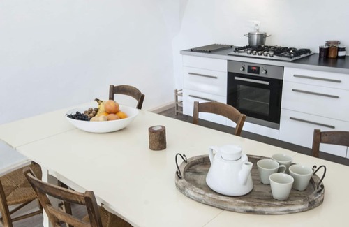 Les Vigneaux Apartment | Stylish Apartment in Idyllic Mountain Village, Pet Friendly