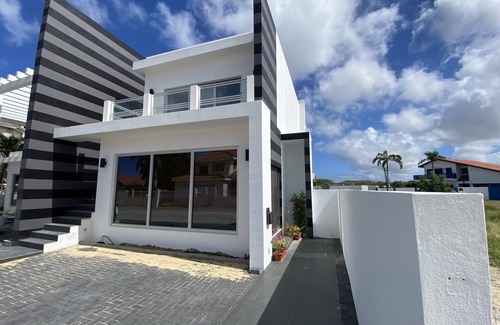Bubali Apartment | Chic Apartment Steps from Aruba's Gorgeous Beach