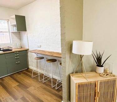 South Hedland Apartment | Stylishly Renovated Abode