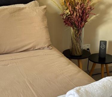 Verolme House | Oceanfront Comfort at Suíte 101 - Perfect Family Retreat