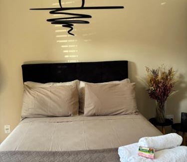 Verolme House | Oceanfront Comfort at Suíte 101 - Perfect Family Retreat