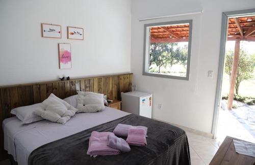 Alto Paraiso de Goias House | Exceptional Suíte Coentro with Pool & Breakfast Included