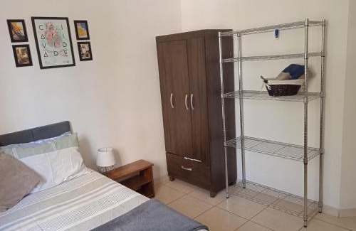 Ipiranga House | Spacious Suite with Private Bath - 10/10 Guest Rated!