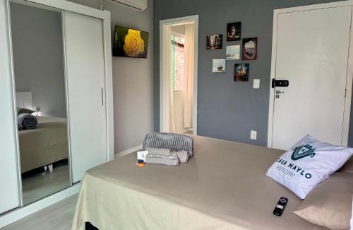 Capoeiras House | Cozy Private Room with Air Conditioning - Pet Friendly Stay