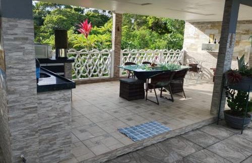 Camaragibe House | Relaxing Suite in Eco-Friendly Retreat with Pool