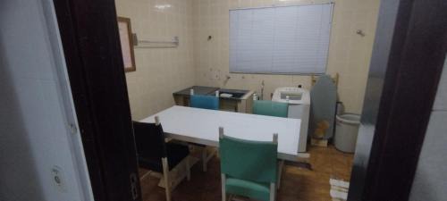 Campinas House | Delightful Suite with Balcony & Family-Friendly Amenities